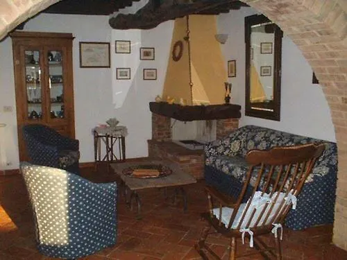 Agriturismo Perucci Di Sopra مزرعة للإقامة سكانسانو