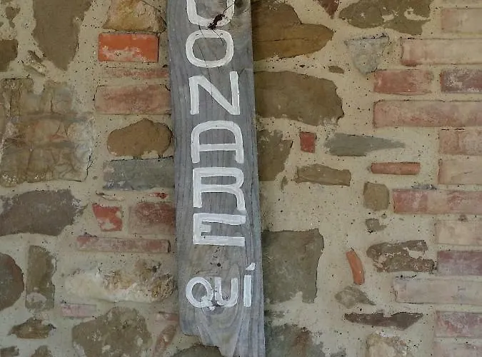 Agriturismo Perucci Di Sopra مزرعة للإقامة سكانسانو